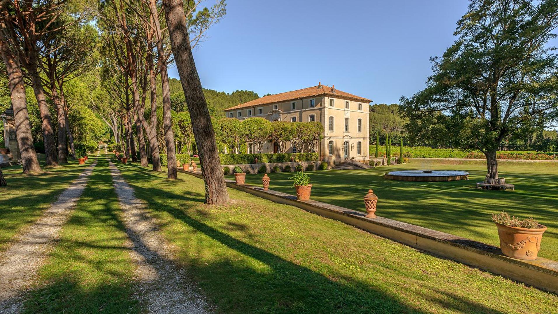 Chateau Talaud Loriol-du-Comtat ภายนอก รูปภาพ