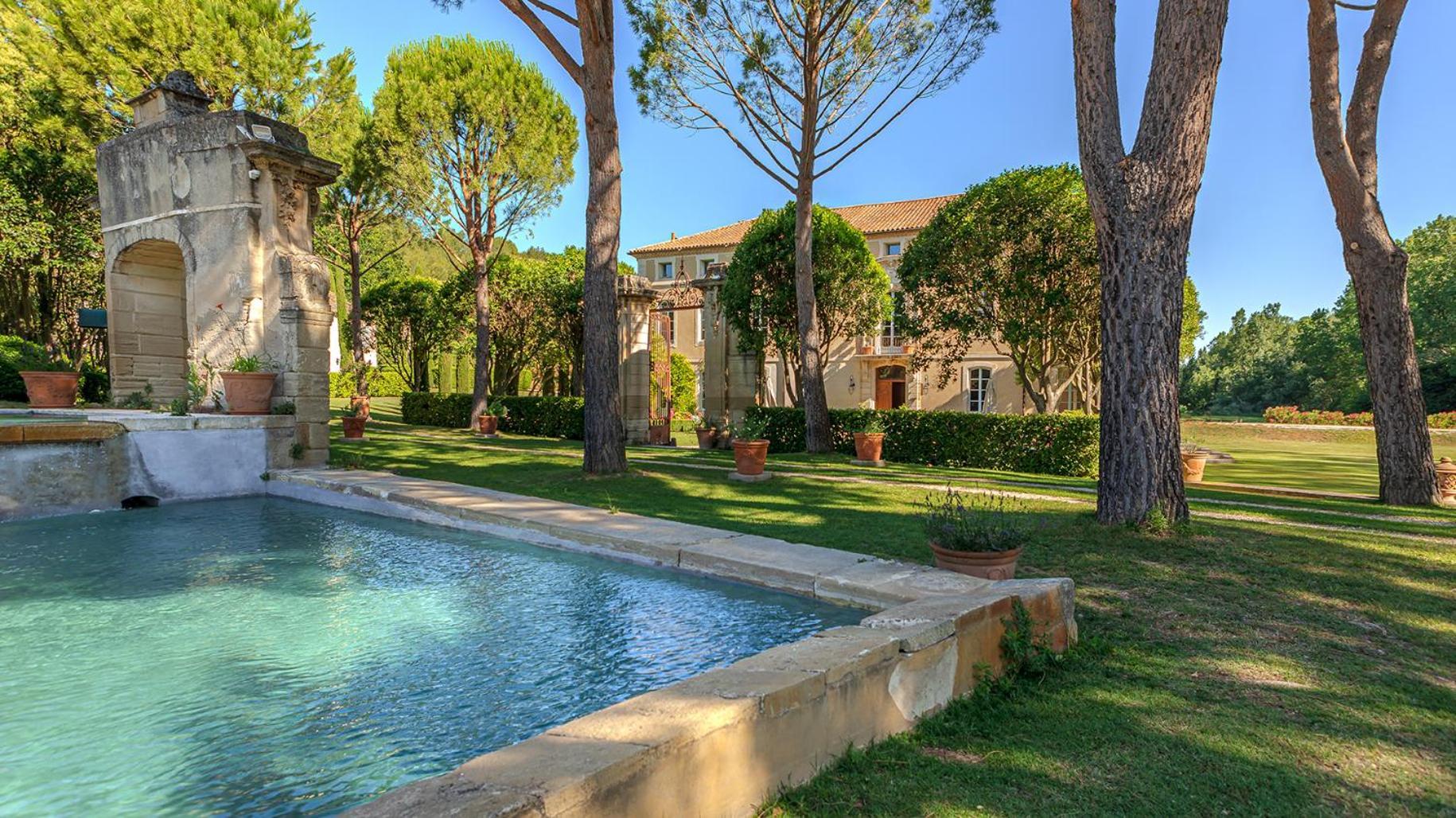 Chateau Talaud Loriol-du-Comtat ภายนอก รูปภาพ