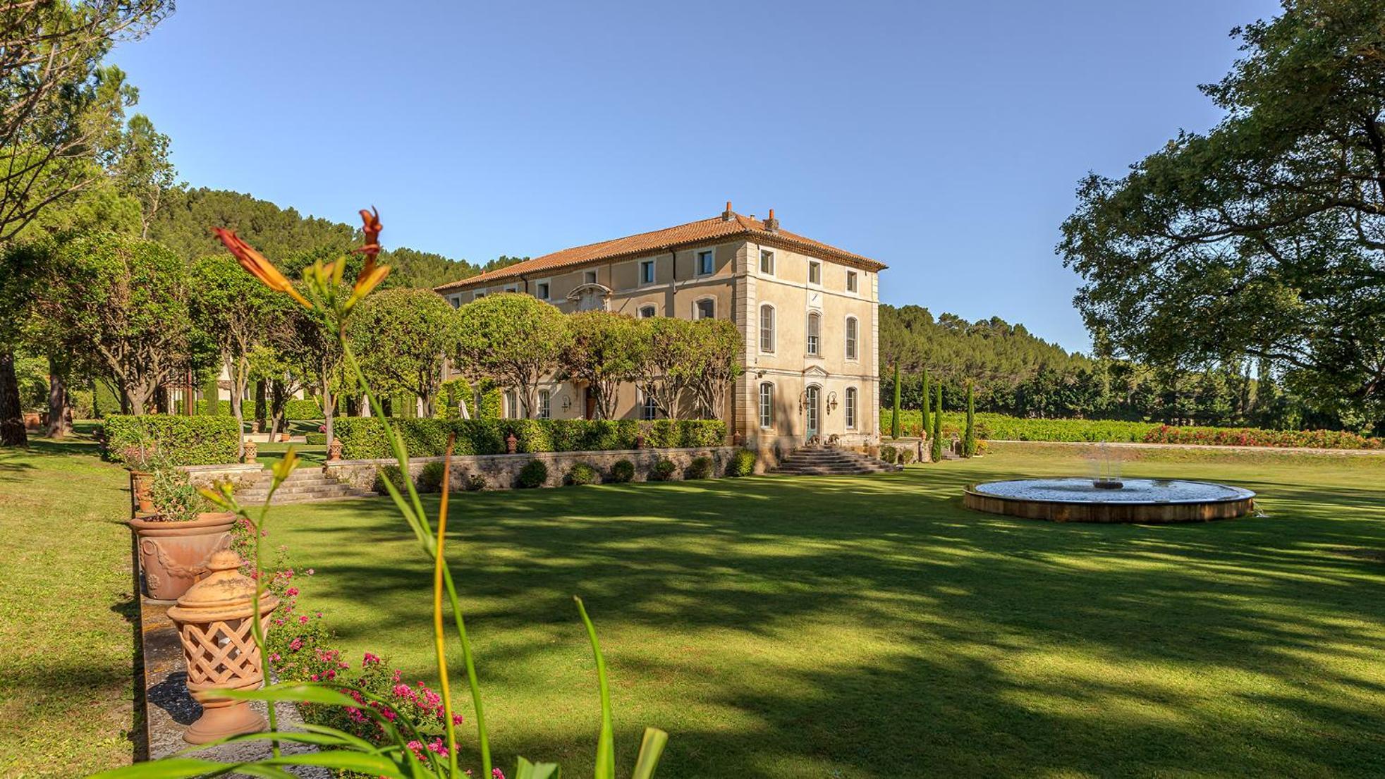 Chateau Talaud Loriol-du-Comtat ภายนอก รูปภาพ